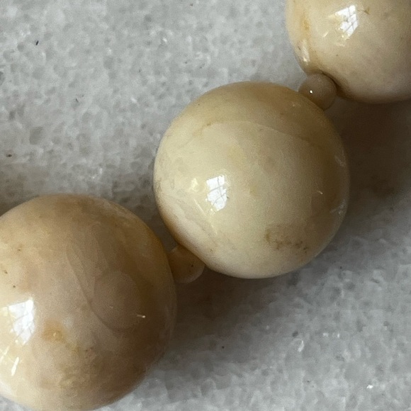 Elegant Cream Beaded Necklace art deco vintage - Picture 8 of 13